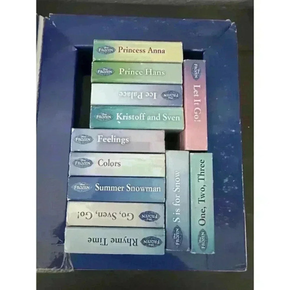 Disney Frozen 12 Board Books Anna Elsa Kristoff Olaf Snowman Sven+ Case - Picture 2 of 3